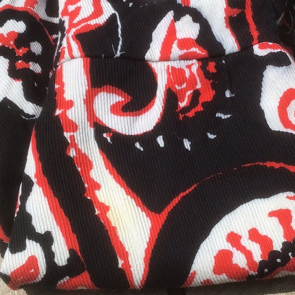 Vintage red and black dress - Picture 15 of 15